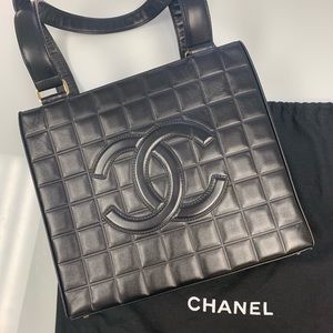 RARE ✨ Chanel square quilted tote USED BUT STILL BEAUTIFUL